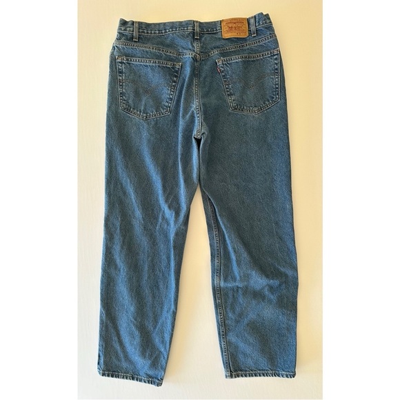 Vintage Levi’s Relaxed Straight Leg Jeans Men 38 Labeled 40 - Picture 3 of 13